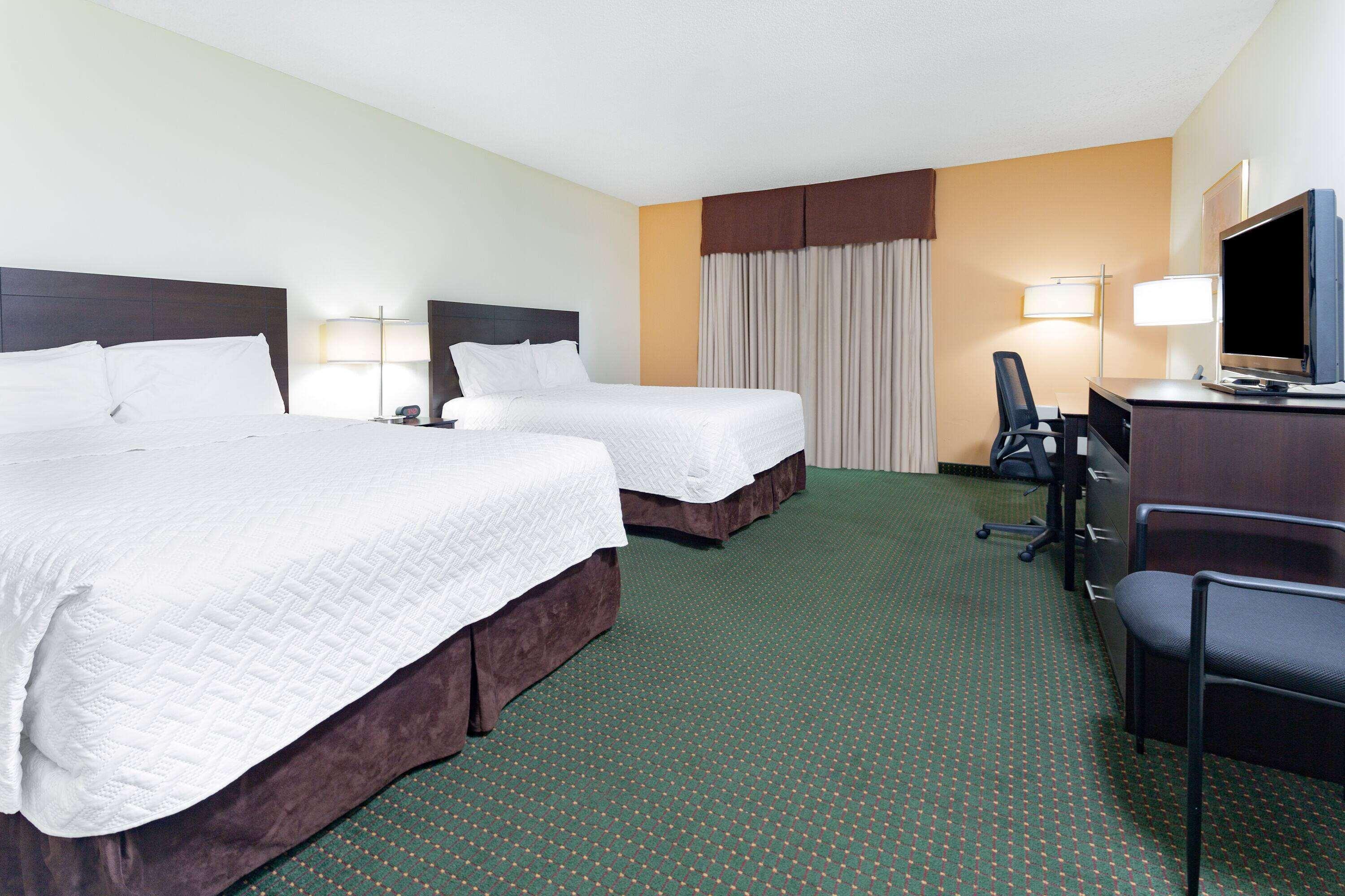 Travelodge By Wyndham Bracebridge Εξωτερικό φωτογραφία