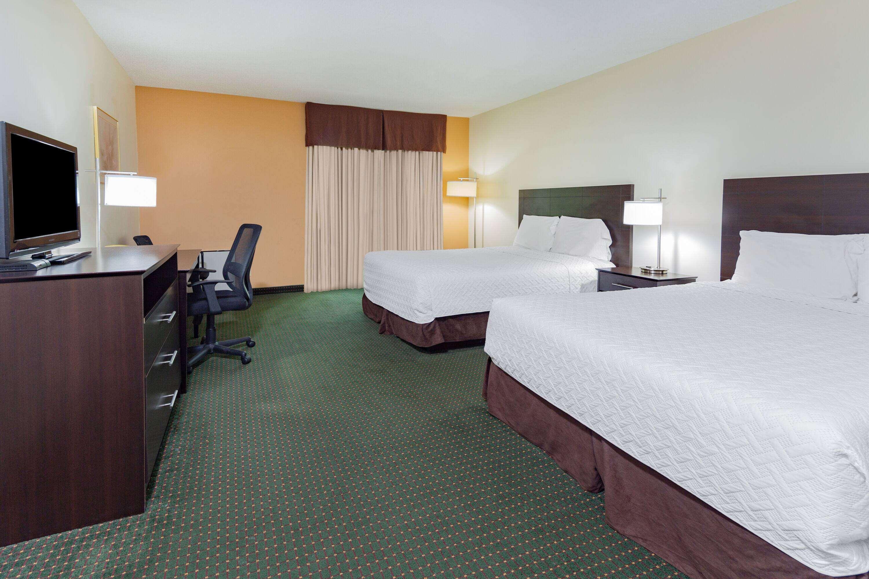 Travelodge By Wyndham Bracebridge Εξωτερικό φωτογραφία